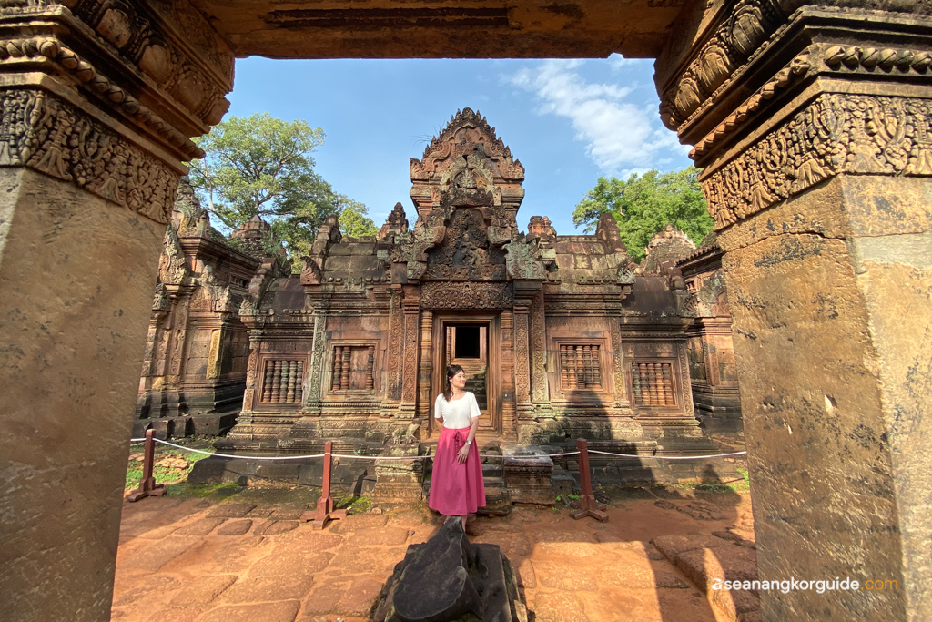 Full-Day Angkor Wat Tour to Banteay Srei Temple, Siem Reap