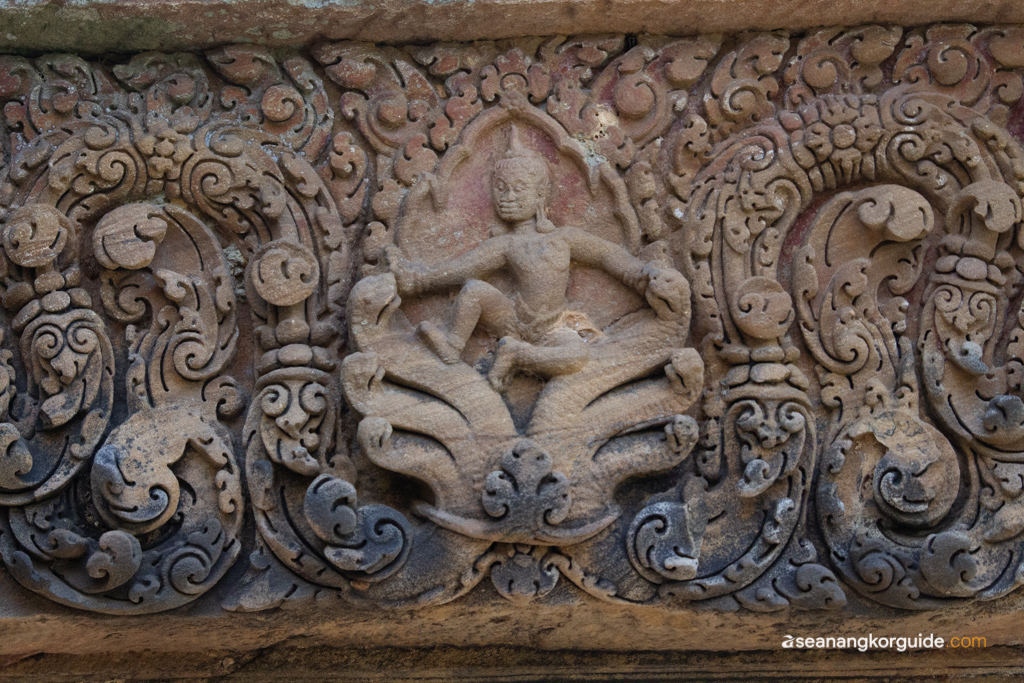 Preah Vihear Temple Tour -Cambodia: Intricate sculpture on lintel
